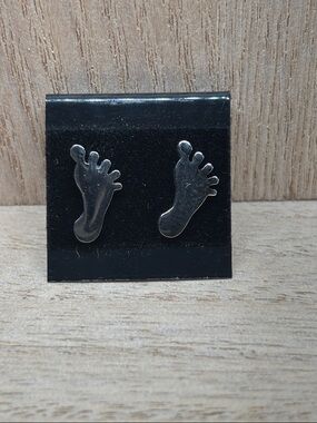 Stainless Steel Silver Footprint Stud Earrings - Silver